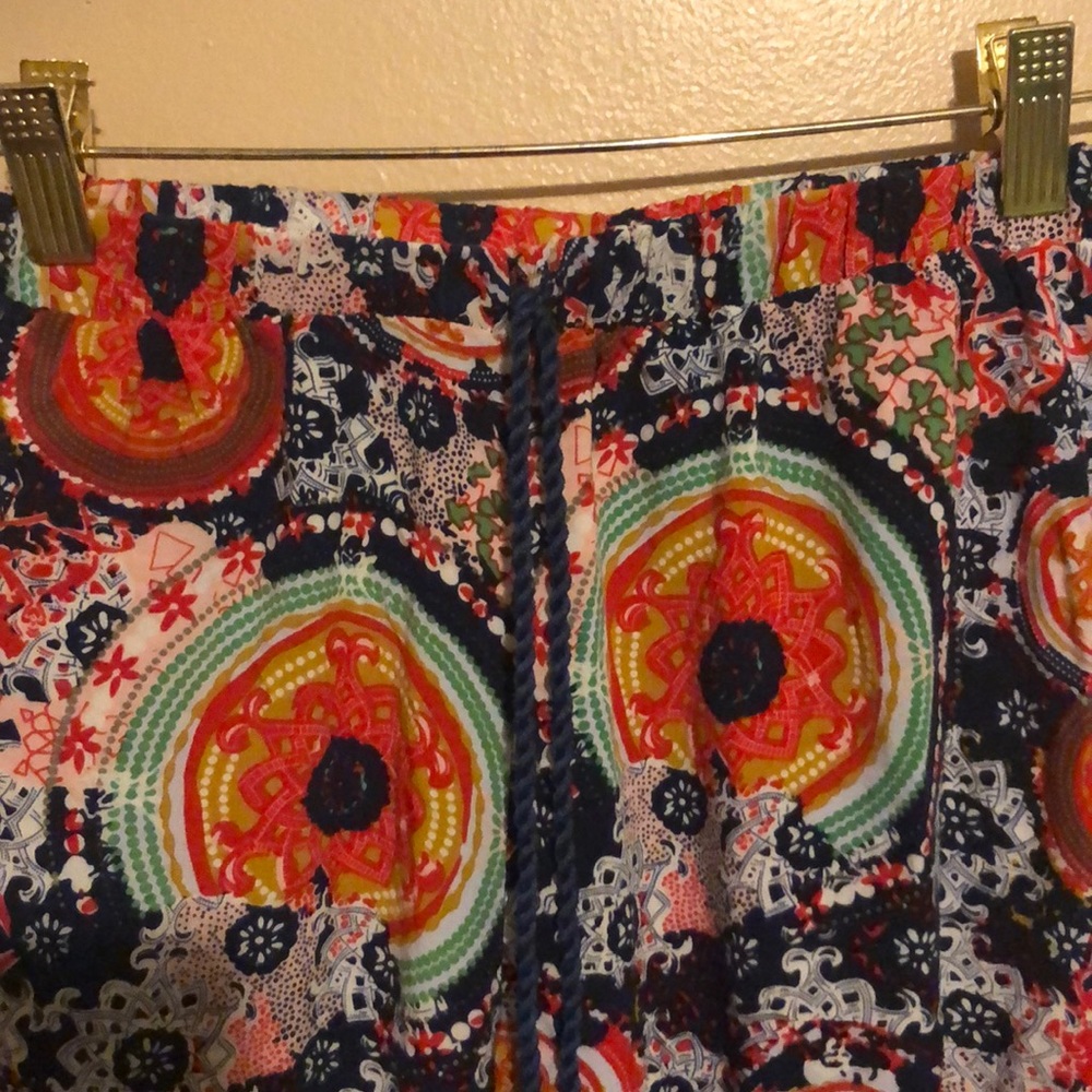 Pants - Picture 3 of 5
